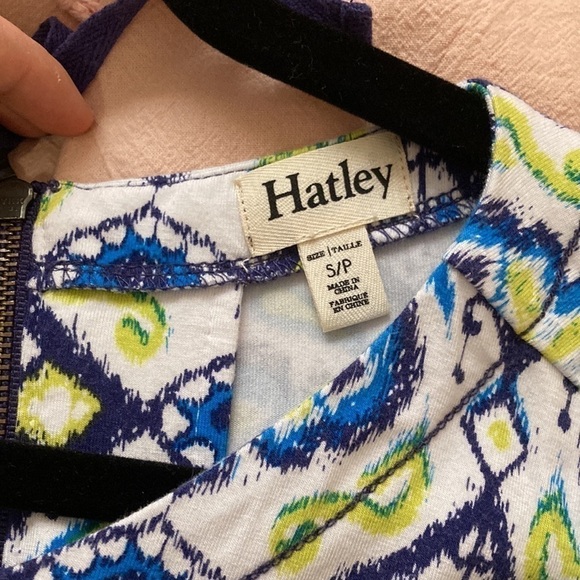 Hatley Nellie Short Sleeve Mini Mixed Flower Dot Print Zip Back Stretch Dress - Picture 2 of 3